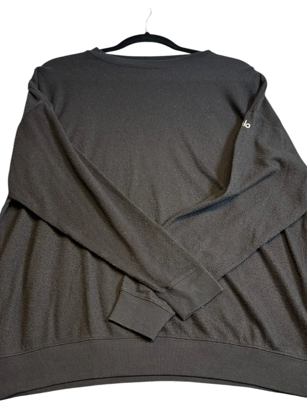 Alo Yoga Chill Crew Pullover Sweatshirt Black 23